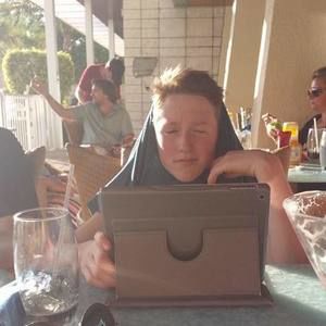 Meet your Posher, Sam